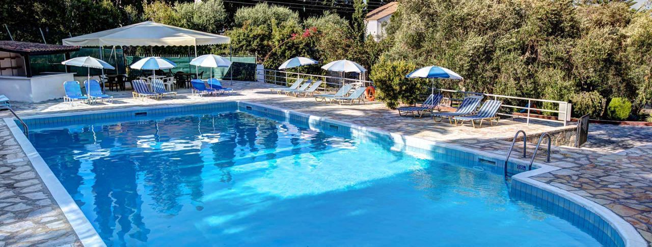 Tina Limni (Corfu) Facilidades foto